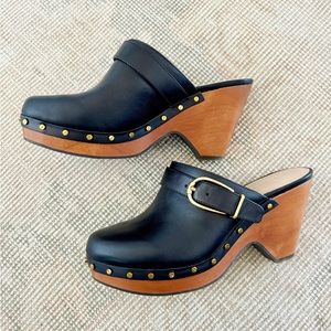 New Veronica Beard Hendrix Black Leather Clogs